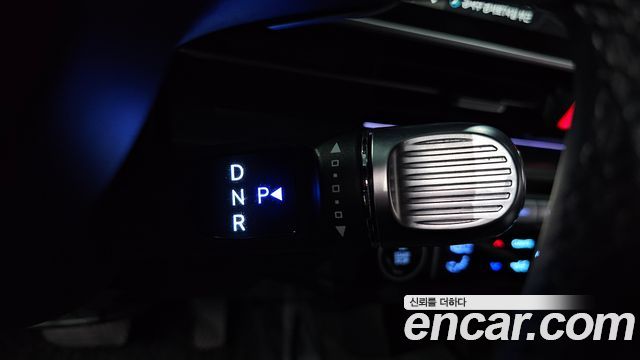 Hyundai Ioniq 6 Long Range Exclusive + 2023 — фото 9