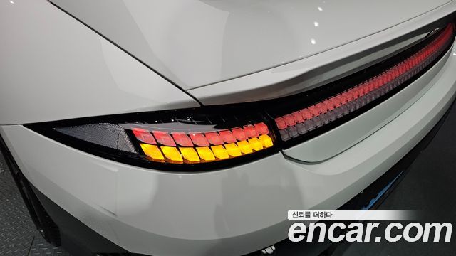 Hyundai Ioniq 6 Long Range Exclusive + 2023 — фото 23