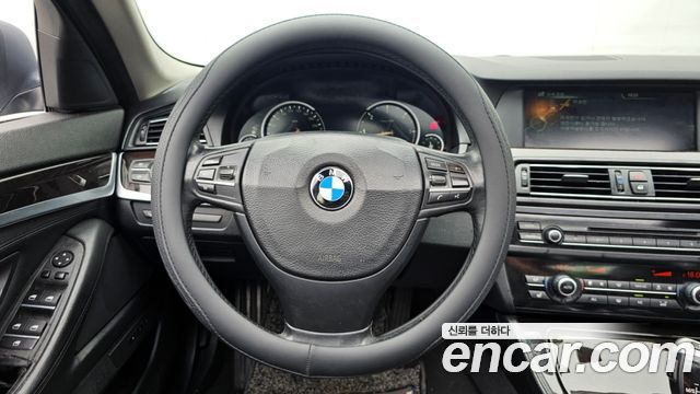 BMW 5 Series (F10) 520d 2013 — фото 13