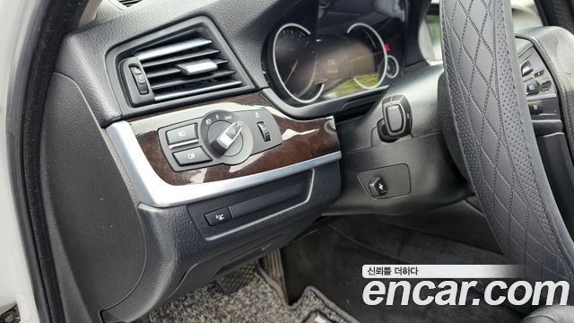 BMW 5 Series (F10) 520d 2013 — фото 20