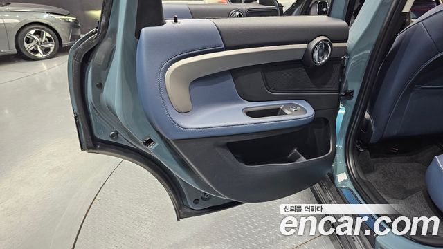 MINI Cooper S Countryman ALL4 Classic Lite 2nd 2023 — фото 25