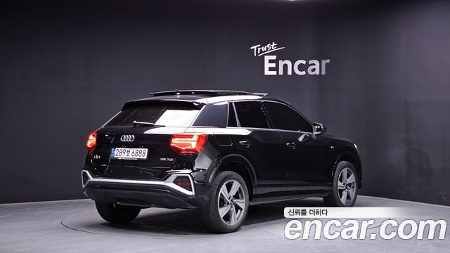 Audi Q2 35 TDI Premium 2023 — фото 2