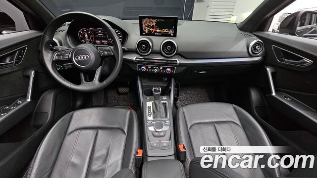 Audi Q2 35 TDI Premium 2023 — фото 7