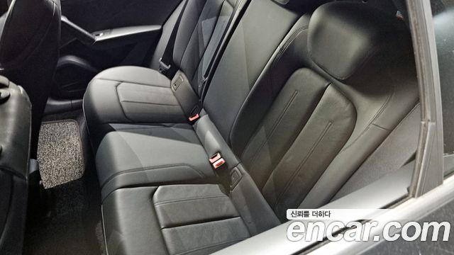 Audi Q2 35 TDI Premium 2023 — фото 28
