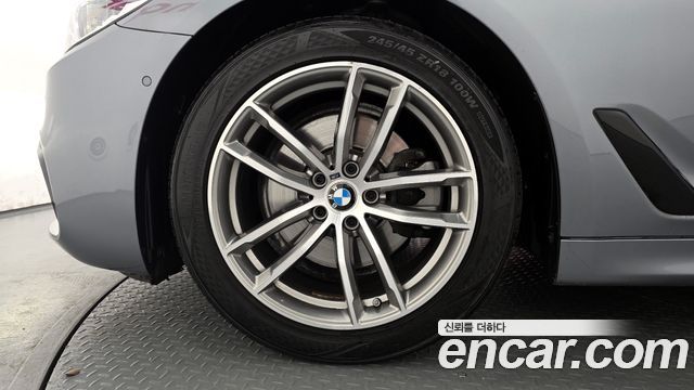 BMW 5 Series (G30) 520d M Sport package 2017 — фото 5