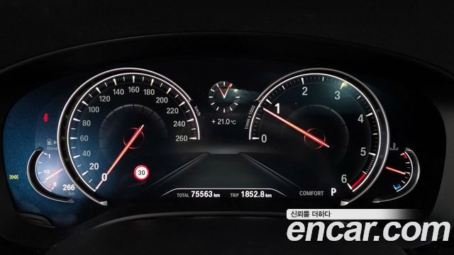BMW 5 Series (G30) 520d M Sport package 2017 — фото 8