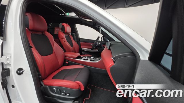 Genesis GV70 2.5T Gasoline AWD 2025 — фото 10