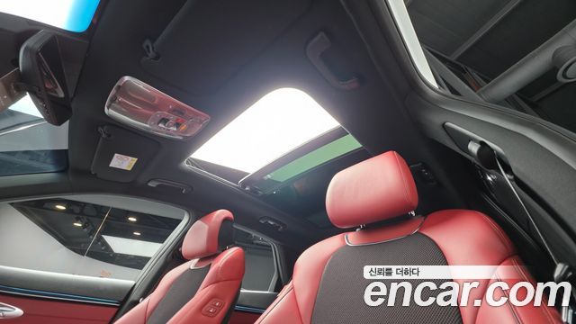 Genesis GV70 2.5T Gasoline AWD 2025 — фото 12