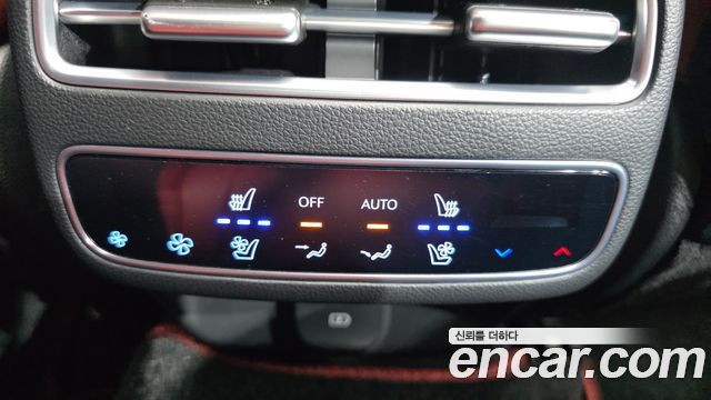 Genesis GV70 2.5T Gasoline AWD 2025 — фото 19