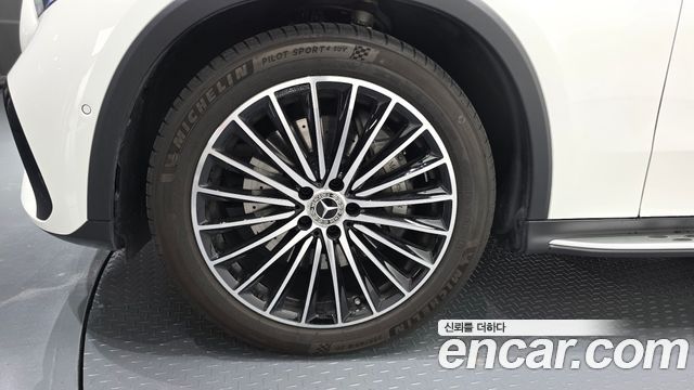 Mercedes-Benz GLC-Class (X254) GLC300 4MATIC AMG Line 2025 — фото 5