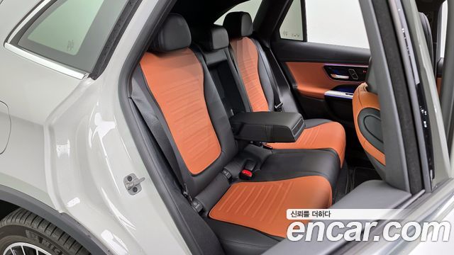 Mercedes-Benz GLC-Class (X254) GLC300 4MATIC AMG Line 2025 — фото 11