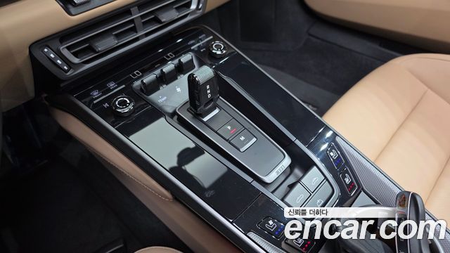 Porsche 911 (992) Carrera 4S Cabriolet 2024 — фото 9