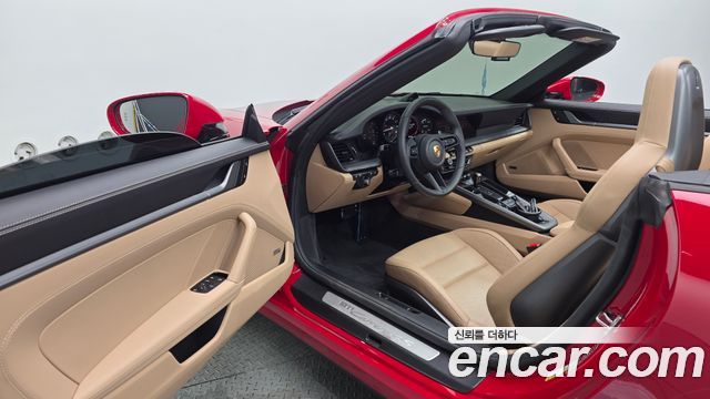 Porsche 911 (992) Carrera 4S Cabriolet 2024 — фото 10