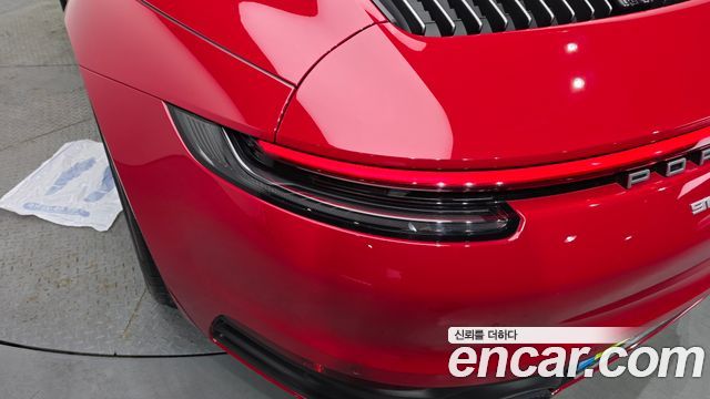 Porsche 911 (992) Carrera 4S Cabriolet 2024 — фото 23
