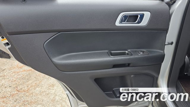 Ford Explorer 3.5 Limited 4WD 5th 2013 — фото 25