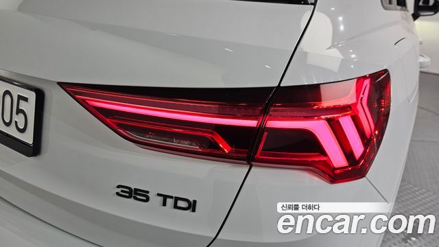 Audi Q3 (F3) 35 TDI Premium 2025 — фото 23