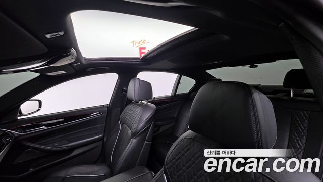 BMW 5 Series (G30) 520d xDrive M Sport Package Plus 2020 — фото 15