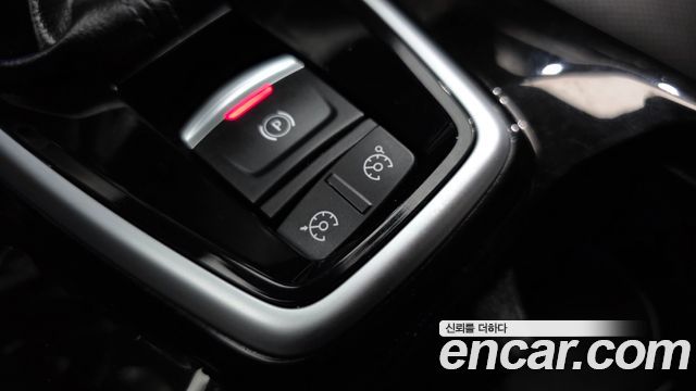 Renault Korea QM6 2.0 LPe RE Signature 2WD 2022 — фото 21