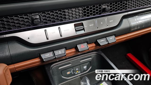 Kia Tasman 2.5T Gasoline 4WD X-Pro 2026 — фото 31