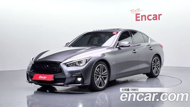 Infiniti Q50 3.5 Hybrid Essence