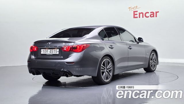 Infiniti Q50 3.5 Hybrid Essence 2017 — фото 2
