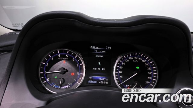 Infiniti Q50 3.5 Hybrid Essence 2017 — фото 8