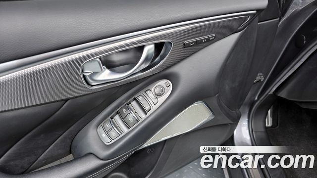 Infiniti Q50 3.5 Hybrid Essence 2017 — фото 19