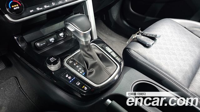 Kia Seltos Gasoline 1.6 Turbo 2WD Prestige 2022 — фото 9