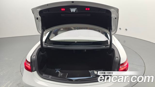 Mercedes-Benz E-Class (W213) E220d Coupe 2019 — фото 20