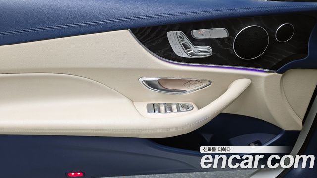 Mercedes-Benz E-Class (W213) E220d Coupe 2019 — фото 24