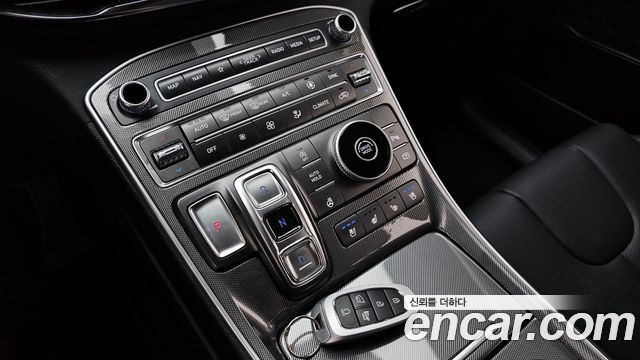 Hyundai Santa Fe Diesel 2.2 2WD Prestige 2022 — фото 9