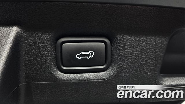 Hyundai Santa Fe Diesel 2.2 2WD Prestige 2022 — фото 20