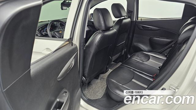Chevrolet Spark LT 2019 — фото 26