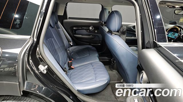 MINI Cooper S Clubman Classic 2nd 2023 — фото 11