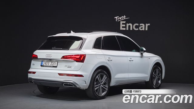 Audi Q5 (FY) 45 TFSI Quattro Premium 2021 — фото 2