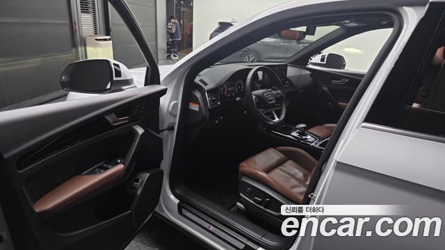 Audi Q5 (FY) 45 TFSI Quattro Premium 2021 — фото 10