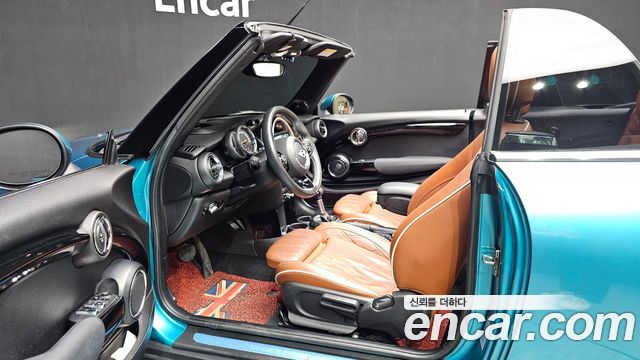 MINI Cooper S Convertible Standard 3rd 2018 — фото 10
