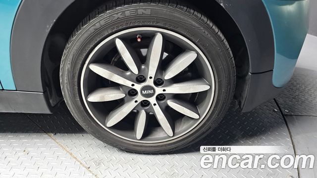 MINI Cooper S Convertible Standard 3rd 2018 — фото 28