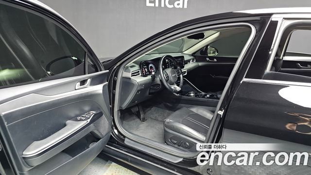 Kia K5 (III) 2.0 Prestige 2023 — фото 10