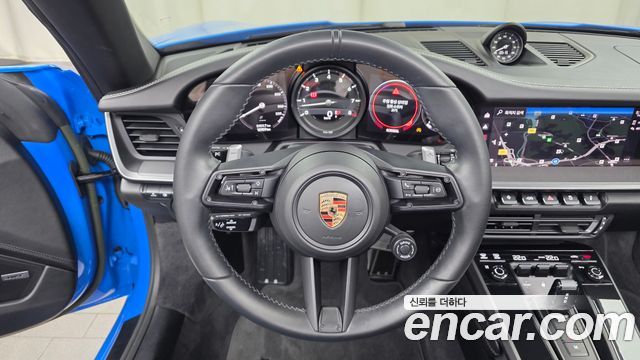 Porsche 911 (992) Carrera 4S Cabriolet 2023 — фото 18