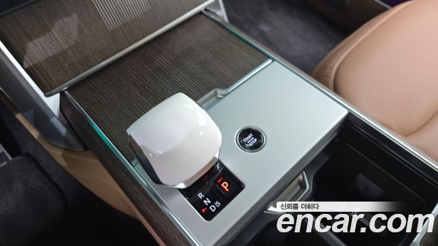 Land Rover Range Rover (V) D350 Autobiography Long Wheel Base 2024 — фото 9
