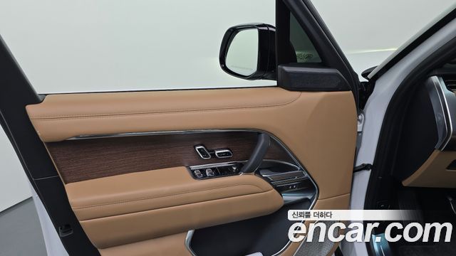 Land Rover Range Rover (V) D350 Autobiography Long Wheel Base 2024 — фото 24