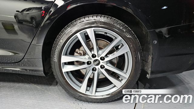 Audi A6 (C8) 45 TDI Quattro Premium 2021 — фото 27
