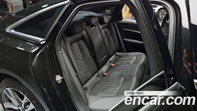 Audi A6 (C8) 45 TDI Quattro Premium 2021 — фото 32