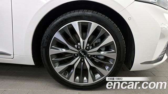 Kia K8 2.5 Gasoline 2WD Signature 2024 — фото 21