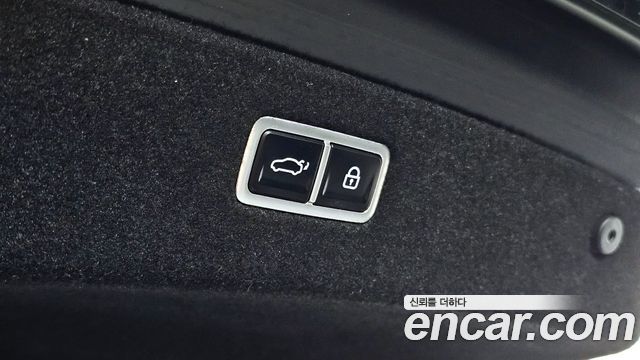 Genesis G90 (RS4) Gasoline 3.5 Turbo AWD 2022 — фото 16