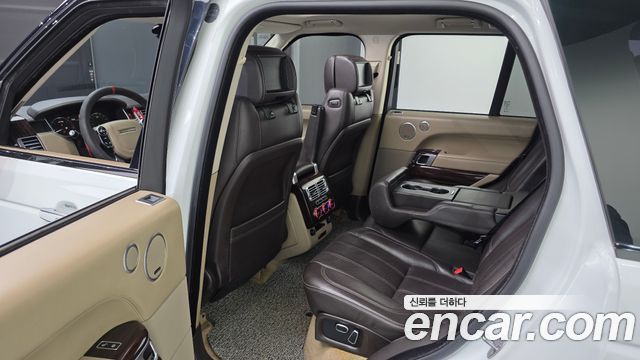 Land Rover Range Rover (IV) 3.0 TDV6 Vogue SE DIESEL 2014 — фото 11
