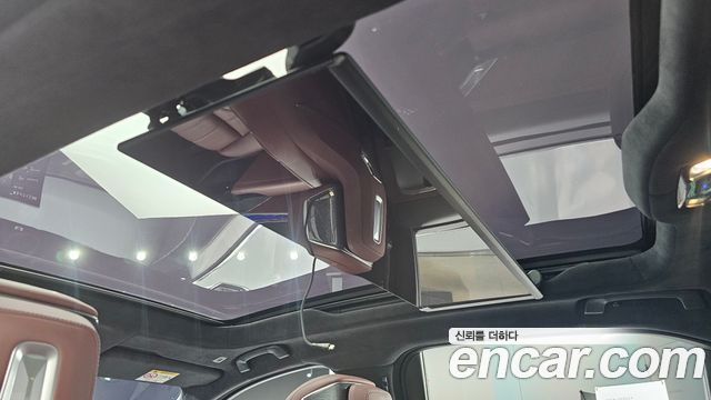 BMW 7 Series (G70) 740i sDrive M Sport 2023 — фото 28
