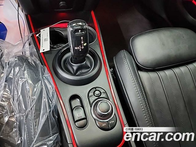 MINI Cooper S Countryman JCW Launch Pack 2nd Gen 2023 — фото 8