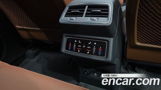 Audi e-tron 55 Quattro Sportback 2023 — фото 19